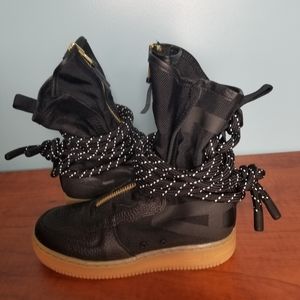 Nike Air Force 1 SF Black High Top Boots Size 6.5